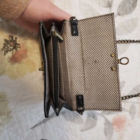 Steve Madden Leather Crossbody Bag - Picture 5 of 6